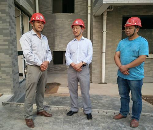 瞄準(zhǔn)新目標(biāo)  落實(shí)新舉措  實(shí)現(xiàn)新突破  開創(chuàng)新局面