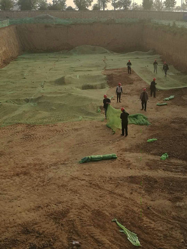 天工公司銅川新區(qū)項(xiàng)目部清源小區(qū)工地保衛(wèi)藍(lán)天見(jiàn)行動(dòng)