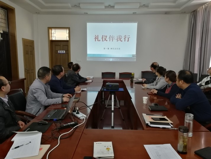 礦建三公司精心烹飪培訓“套餐”助力職工“提素”