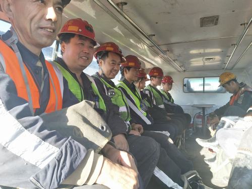 陜煤建設(shè)：“安全小馬甲” 提高辨識保安全