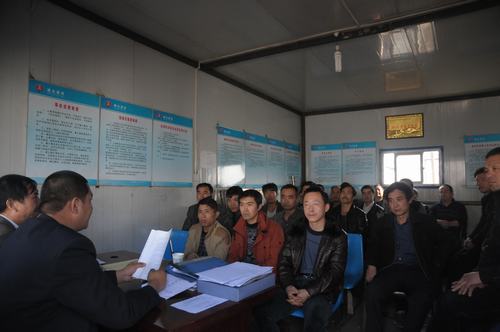 陜煤建設(shè)掘進公司：上班前，先來一堂安全課