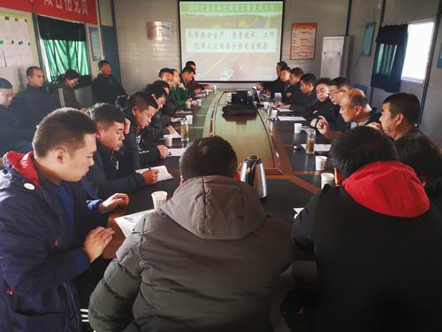 大荔縣交通局股長(zhǎng)帶隊(duì)蒞臨澄合分公司十五項(xiàng)目部指導(dǎo)冬季施工工作