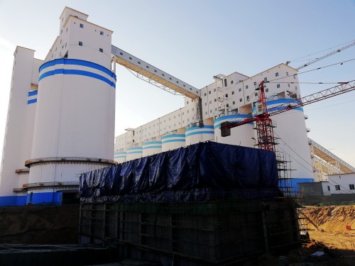 陜煤建設澄合分公司承建的小保當選煤廠5A、5B轉(zhuǎn)載點工程順利封頂