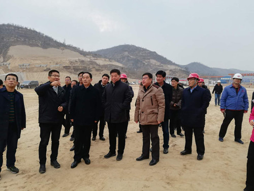 陜西省國(guó)資委、陜煤集團(tuán)領(lǐng)導(dǎo)蒞臨天工公司項(xiàng)目檢查工作
