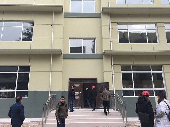 陜煤炭建設(shè)公司辦公樓改造工程順利通過驗收