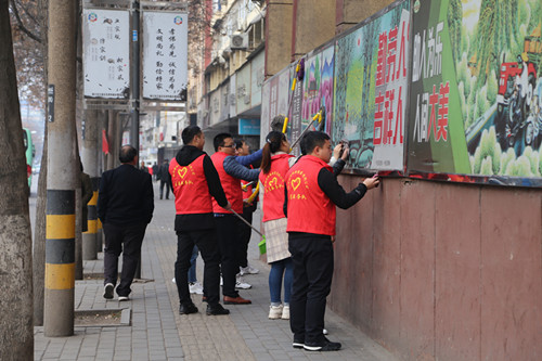 學(xué)雷鋒，青年在行動