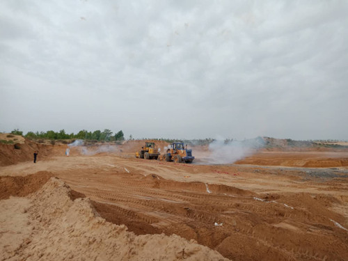 陜煤建設(shè)天工公司土建十七部小保當(dāng)?shù)V井管理及技術(shù)人員公寓樓工程破土動(dòng)工