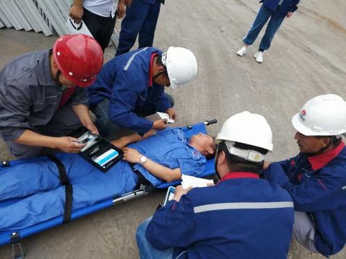陜煤建設(shè)韓城分公司各基層單位積極開(kāi)展高空墜落事故應(yīng)急救援演練活動(dòng)
