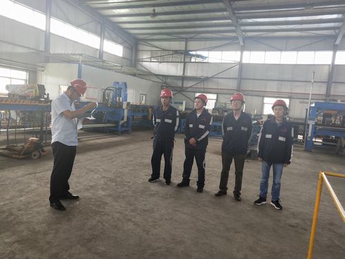 陜煤建設(shè)洗選煤運(yùn)營(yíng)公司礦山支護(hù)材料加工廠：全力鋪好人才發(fā)展“快車道”