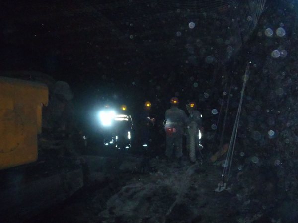 陜煤建設(shè)掘進公司：檸條塔項目部順利完成1-2煤貫通任務(wù)