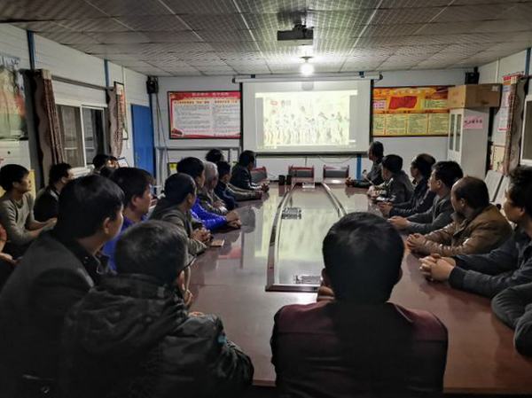 陜煤建設(shè)礦建二公司冶坪項目部用視聽盛宴樹牢防火意識，強(qiáng)化責(zé)任擔(dān)當(dāng)