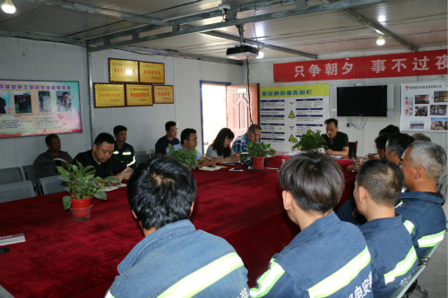 陜煤建設(shè)機(jī)電安裝公司堅(jiān)持“四訪四心”全力做好歲末年初信訪維穩(wěn)工作