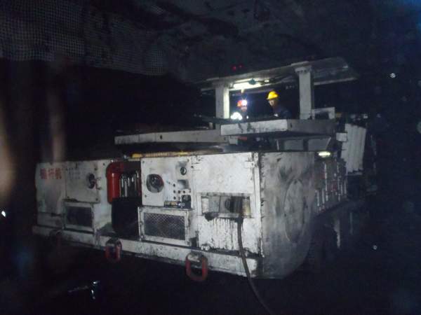 陜煤建設(shè)掘進(jìn)公司：紅柳林44204膠、輔運順槽及切眼工程順利開工