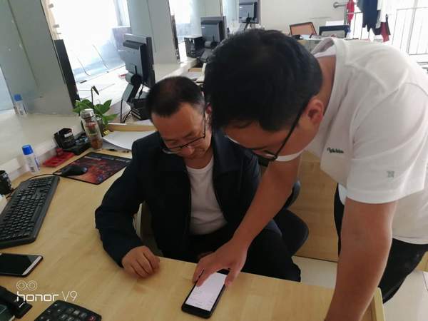 陜煤建設(shè)掘進(jìn)公司：面對面服務(wù)讓個(gè)稅改革紅利惠及每位員工