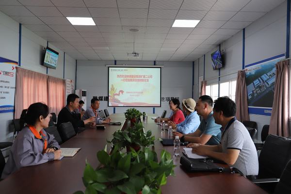 陜煤建設礦建二公司：基層工作要走出去更要拿回來！