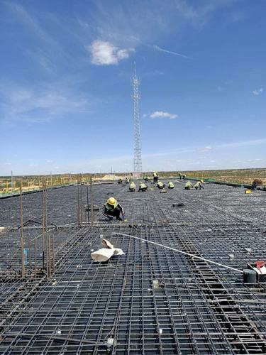 陜煤建設(shè)銅煤公司第八項目部承建的靖神鐵路高家伙場車站工程全部封頂