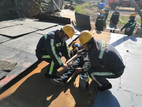 陜煤建設(shè)機(jī)電安裝公司彬長項(xiàng)目部:開展安全應(yīng)急演練促生產(chǎn)