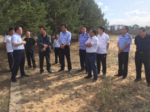 榆林市交通運(yùn)輸局局長(zhǎng)安欣一行蒞臨路橋分公司靖神鐵路項(xiàng)目開展征遷調(diào)研工作