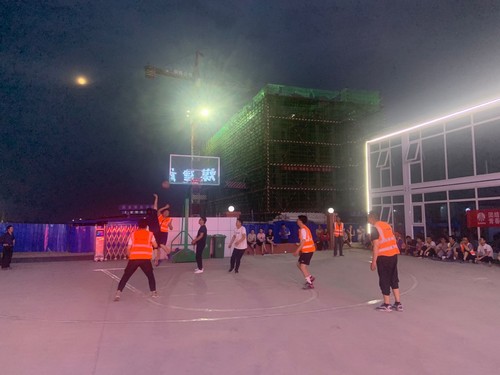 陜煤建設(shè)銅煤公司第十六項目部舉辦“團結(jié)進取賽風(fēng)采，青春飛揚再出發(fā)”友誼籃球賽