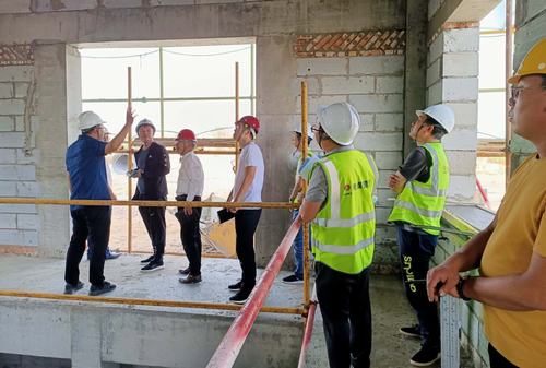 陜煤建設(shè)銅煤公司第八項(xiàng)目部承建的靖神鐵路高家伙場(chǎng)車站主體驗(yàn)收順利通過