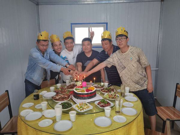 陜煤建設(shè)礦建二公司：暖心生日會鐫刻盛夏好時光