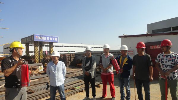 陜煤建設(shè)天工公司基層單位安全應(yīng)急演練遇上“送清涼”慰問(wèn)