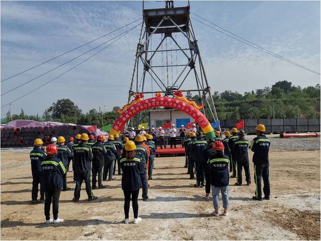 陜煤建設(shè)機(jī)電安裝公司：彬長(zhǎng)小莊礦白家宮進(jìn)風(fēng)立井管路安裝工程正式開工