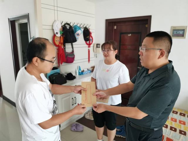 陜煤建設韓城分公司走訪慰問困難黨員傳遞組織關(guān)懷