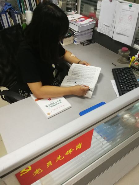 陜煤建設(shè)礦建二公司：讓“流動(dòng)圖書角”成為黨員教育新陣地