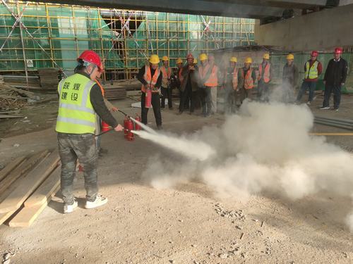 咸陽分公司第六項(xiàng)目部積極開展消防演練活動(dòng)