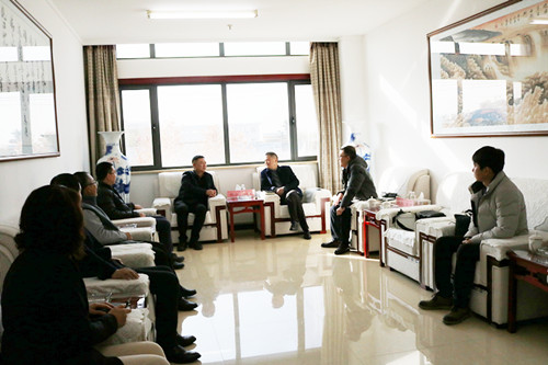 對標(biāo)學(xué)習(xí)強(qiáng)黨建  凝心聚力促發(fā)展