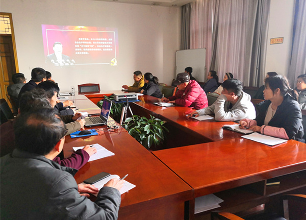 陜煤建設(shè)礦建三公司及時(shí)開展安全警示教育