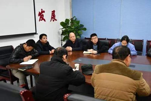 陜煤建設(shè)銅煤公司第二十三項(xiàng)目部承建的銅煤1#2#小區(qū)水仙居等商業(yè)部分順利通過(guò)交付