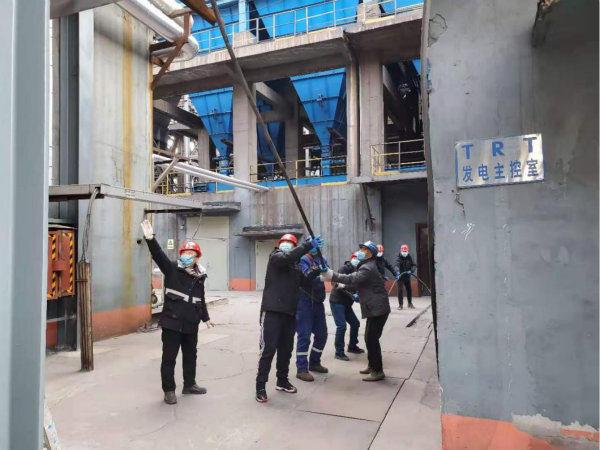 陜煤建設(shè)漢中分公司順利完成龍鋼1#2#TRT增設(shè)行車項(xiàng)目電纜鋪設(shè)