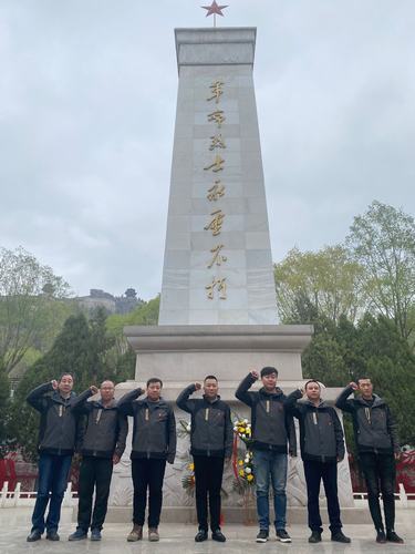 陜煤建設(shè)銅煤公司第十六項(xiàng)目部黨支部開展“解讀紅色記憶，汲取紅色力量，勇?lián)鷷r(shí)代使命”主題黨日活動(dòng)