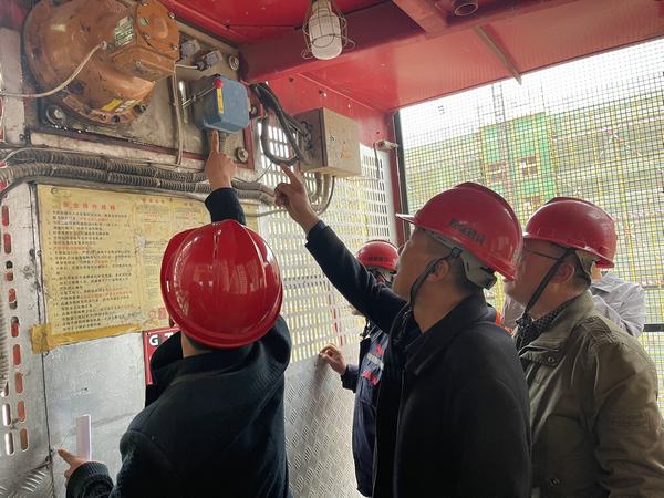 陜煤建設韓城分公司土建十二項目部多措并舉扎實開展春季機電設備專項整治活動