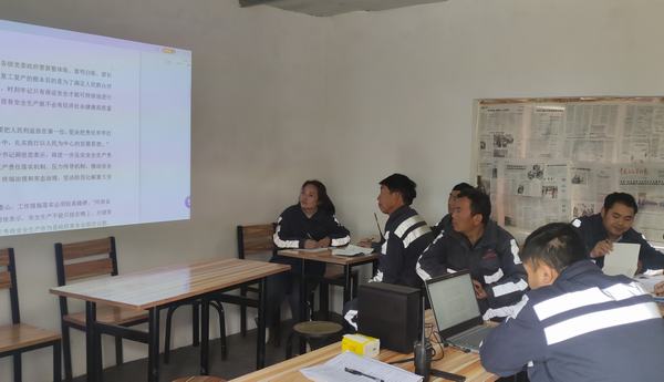 陜煤建設洗選煤運營公司銅川制沙運營項目部：加強安全教育培訓，提高人員安全意識