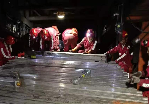 陜煤建設(shè)機(jī)電安裝公司：咬定工期不放松，施工大干爭(zhēng)先鋒