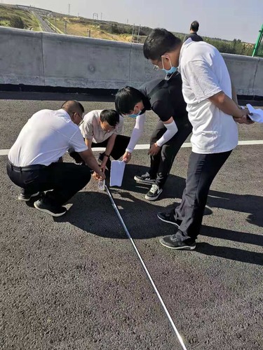 陜煤建設(shè)靖神鐵路孟家灣至紅石峽聯(lián)絡(luò)線公跨鐵順利通過(guò)驗(yàn)收并正式通車(chē)