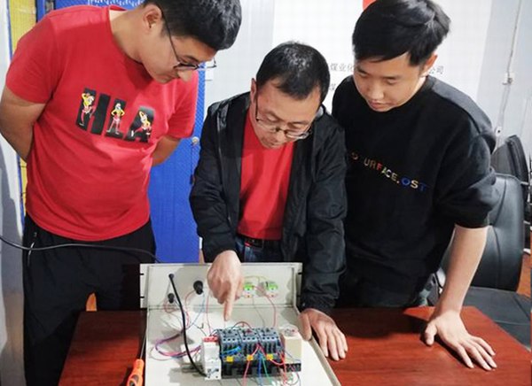 陜煤建設(shè)洗選煤運(yùn)營(yíng)公司:鋪就人才成長(zhǎng)的“星光大道”