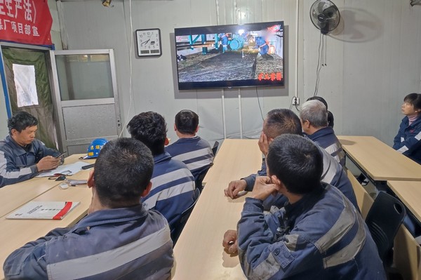 陜煤建設洗選煤運營公司紅柳林洗煤廠項目部：亮出“三違”劍，斬除隱患根