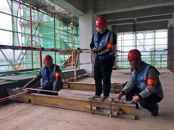 陜煤建設(shè)韓城分公司土建十一項目部：冬施安全攻堅，情暖施工一線