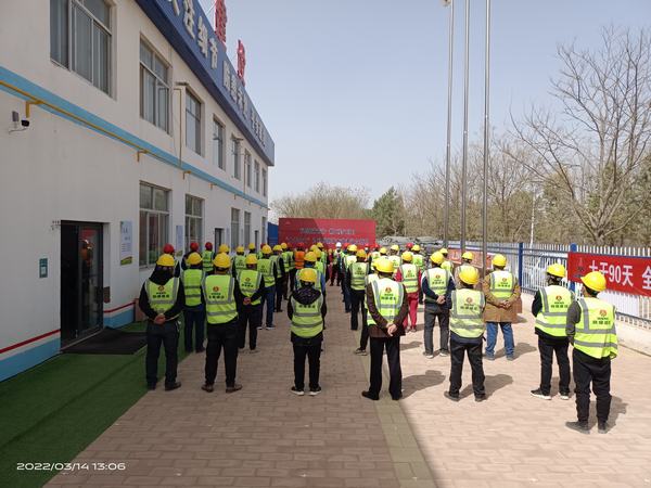 榆林市科創(chuàng)新城市政一期工程N(yùn)1項目經(jīng)理部“大干90天”勞動競賽活動正式啟動