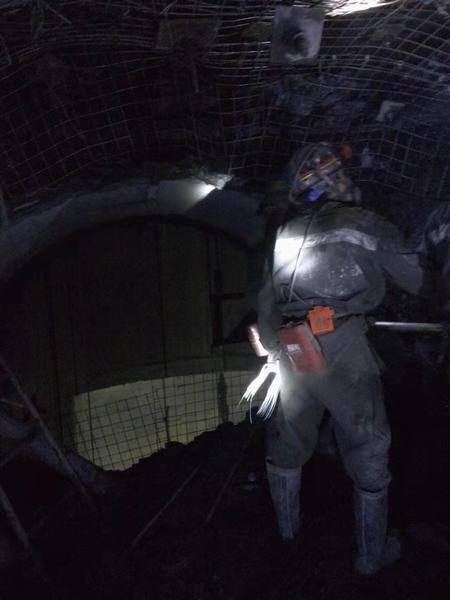 陜煤建設(shè)礦建二公司王峰項目部再傳貫通喜訊