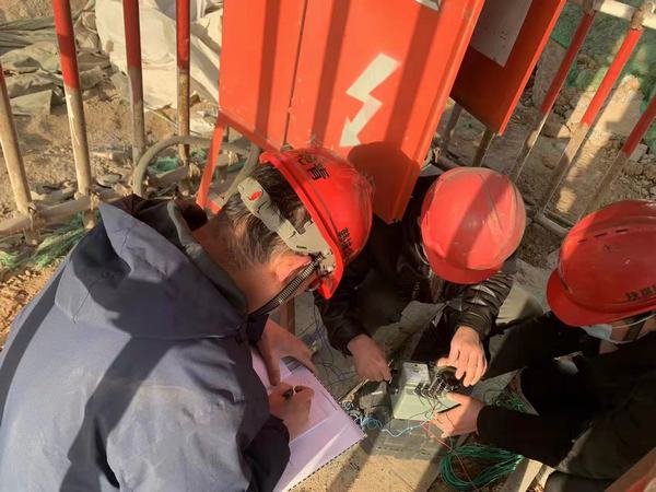 陜煤建設韓城分公司土建十二項目部“三從嚴一加強”把牢“安全關”