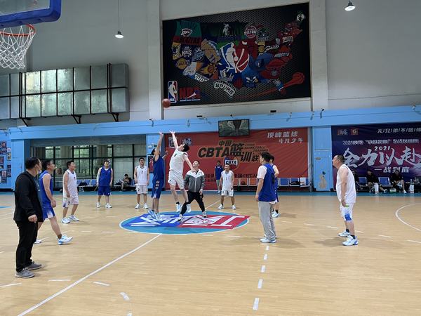 陜煤建設(shè)銅煤公司：以球會友，“籃”不住我們的熱愛