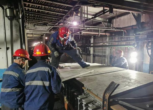 陜煤建設(shè)洗選煤運(yùn)營(yíng)公司：項(xiàng)目建設(shè)大干快上剪影