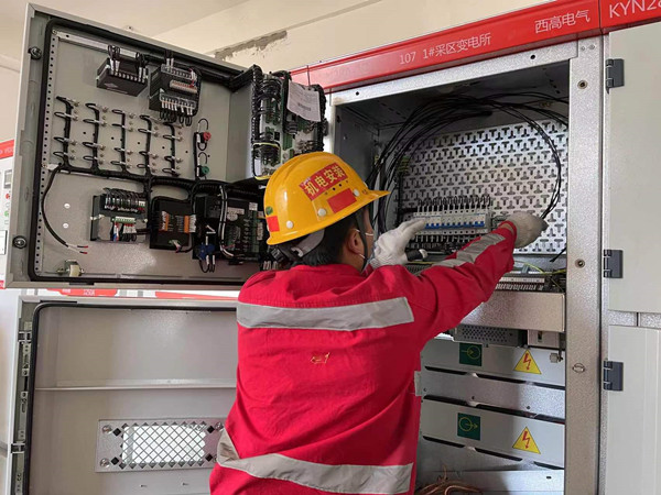 看，這是我們的勞動(dòng)節(jié)！