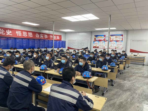 陜煤建設(shè)洗選煤運(yùn)營公司紅柳林洗煤廠項目部：“四抓求新”繪制安全生產(chǎn)新藍(lán)圖