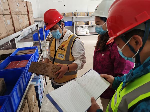 陜煤建設(shè)銅煤公司物資設(shè)備管理念好“三字經(jīng)”，助推安全生產(chǎn)